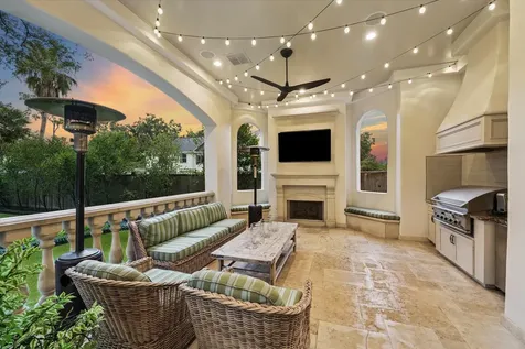 507 Bolivar Street Bellaire TX 77401