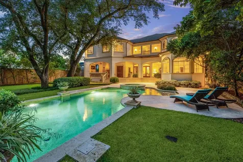 507 Bolivar Street Bellaire TX 77401