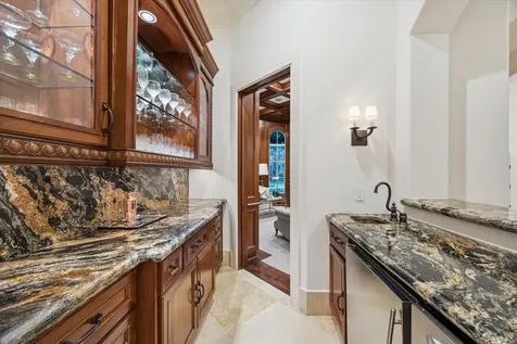 507 Bolivar Street Bellaire TX 77401