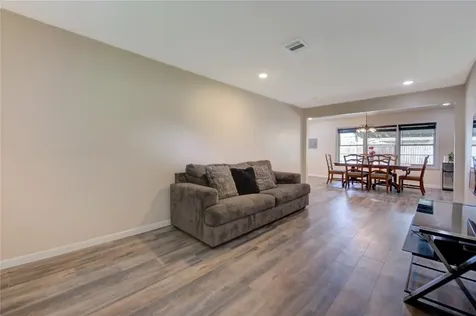7318 Hummingbird Lane Texas City TX 77591