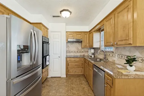 3706 Catalina Drive Deer Park TX 77536