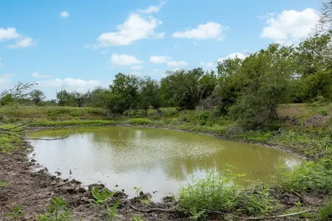 00 Ives Creek Road Bellville TX 77418