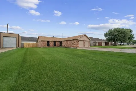 11024 San Jacinto Drive La Porte TX 77571