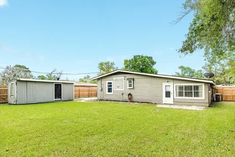 219 Camellia Street Lake Jackson TX 77566