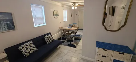 1915 Avenue O 1/2 Rear Unit A Galveston TX 77550