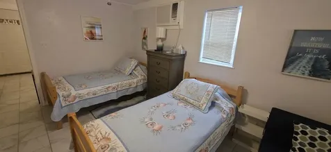 1915 Avenue O 1/2 Rear Unit A Galveston TX 77550