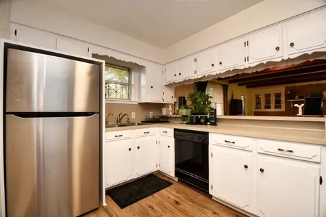2019 N Thompson Street Conroe TX 77301