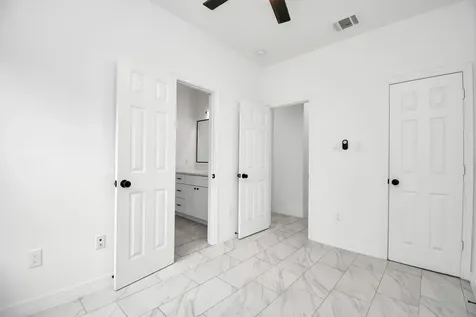 9003 Prairie View Drive B Houston TX 77088