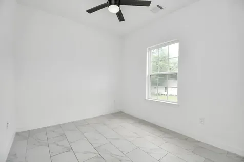 9003 Prairie View Drive B Houston TX 77088