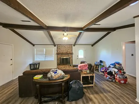800 An County Road 414 Palestine TX 75803