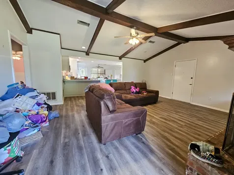 800 An County Road 414 Palestine TX 75803
