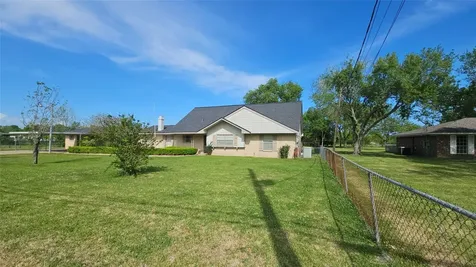 3931 Allen Road Pearland TX 77584