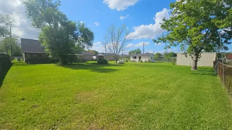 3931 Allen Road Pearland TX 77584