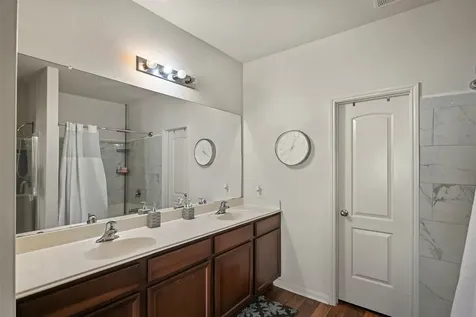 4827 Monarch Falls Lane Richmond TX 77469