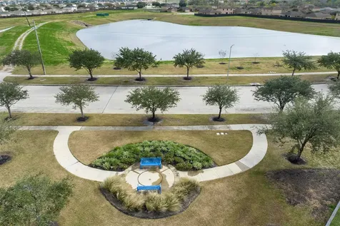 4827 Monarch Falls Lane Richmond TX 77469
