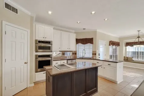 3910 S Beechwood Court Houston TX 77059