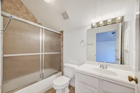 3910 S Beechwood Court Houston TX 77059