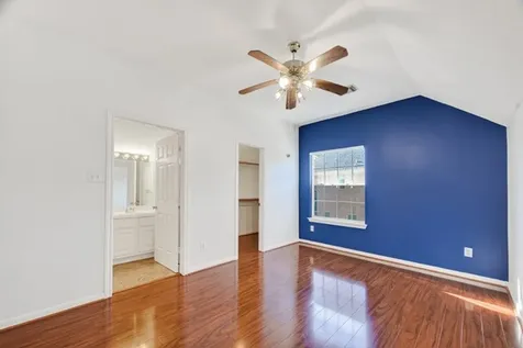 3910 S Beechwood Court Houston TX 77059