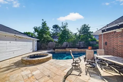 3910 S Beechwood Court Houston TX 77059