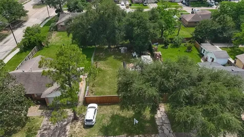 6126 Iron Rock Street Houston TX 77087