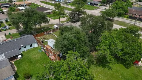 6126 Iron Rock Street Houston TX 77087