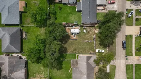 6126 Iron Rock Street Houston TX 77087