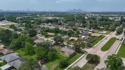 6126 Iron Rock Street Houston TX 77087