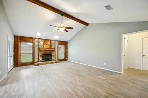 1407 Quail Hollow Sealy TX 77474