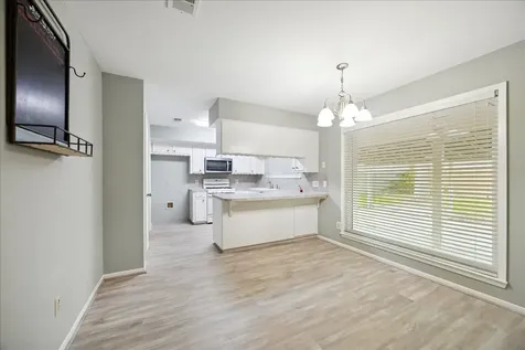 1407 Quail Hollow Sealy TX 77474