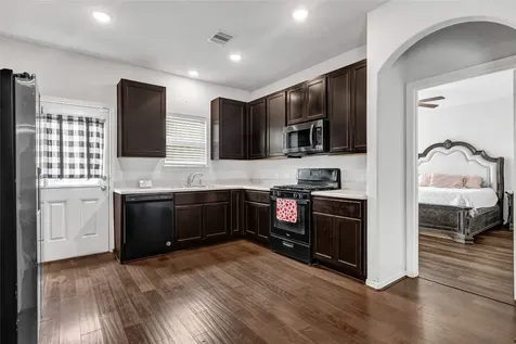 9830 Yanet Grove Lane Houston TX 77044