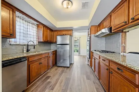 4910 Teton Street Houston TX 77033