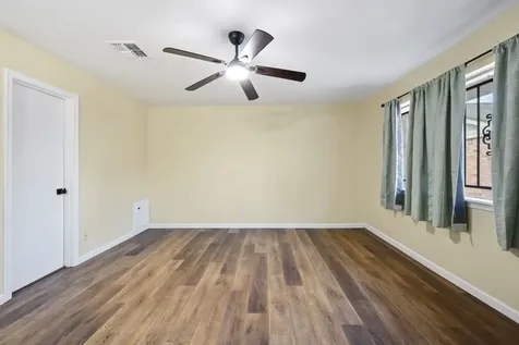 4910 Teton Street Houston TX 77033