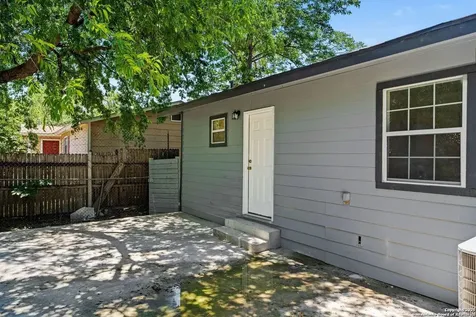 512 Vickers Avenue San Antonio TX 78211