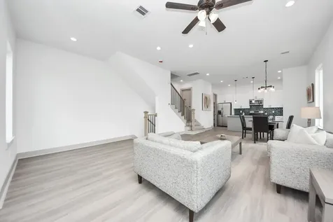 5302 Kindred Garden Lane B Houston TX 77091