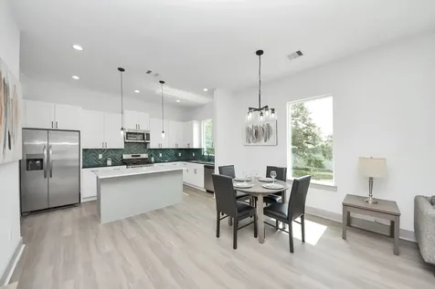 5302 Kindred Garden Lane B Houston TX 77091