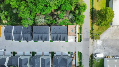 5302 Kindred Garden Lane B Houston TX 77091