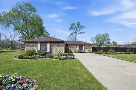 815 Wisconsin Street South Houston TX 77587