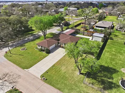 815 Wisconsin Street South Houston TX 77587