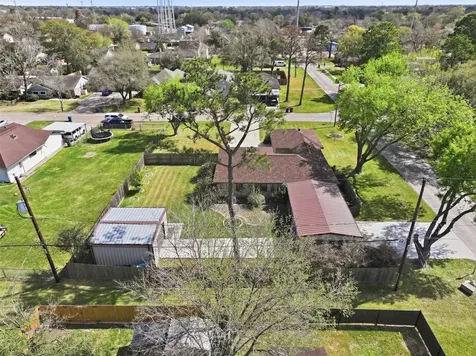815 Wisconsin Street South Houston TX 77587