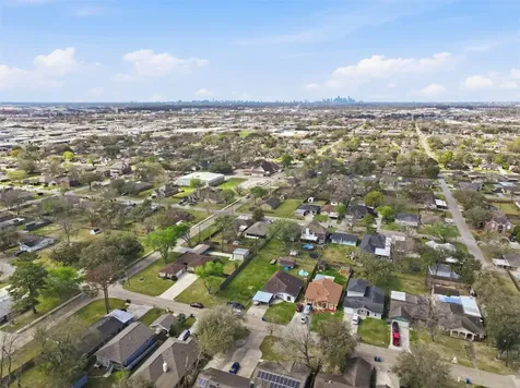 815 Wisconsin Street South Houston TX 77587
