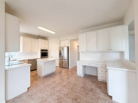 1605 Country Club Drive Friendswood TX 77546