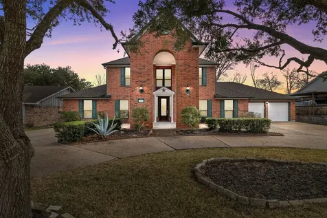 1400 Oak Hollow Drive Dickinson TX 77539