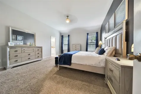 911 River Crossing Drive Conroe TX 77384