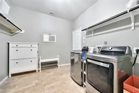911 River Crossing Drive Conroe TX 77384