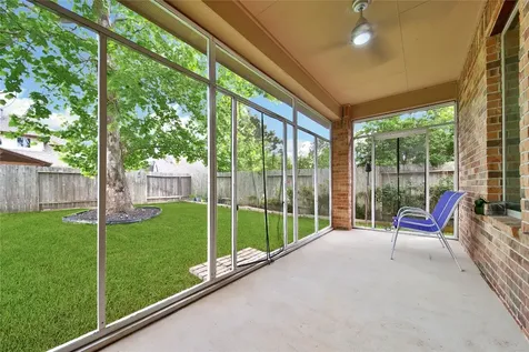 911 River Crossing Drive Conroe TX 77384