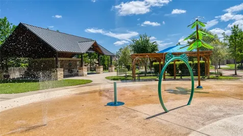911 River Crossing Drive Conroe TX 77384
