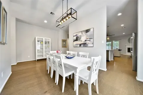 911 River Crossing Drive Conroe TX 77384