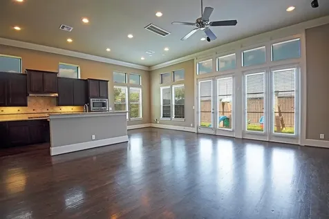 9948 Woodwind Lane N Houston TX 77025
