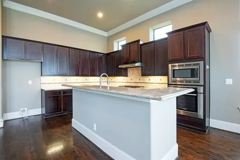 9948 Woodwind Lane N Houston TX 77025
