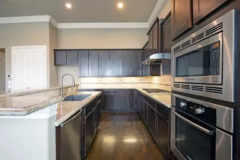 9948 Woodwind Lane N Houston TX 77025